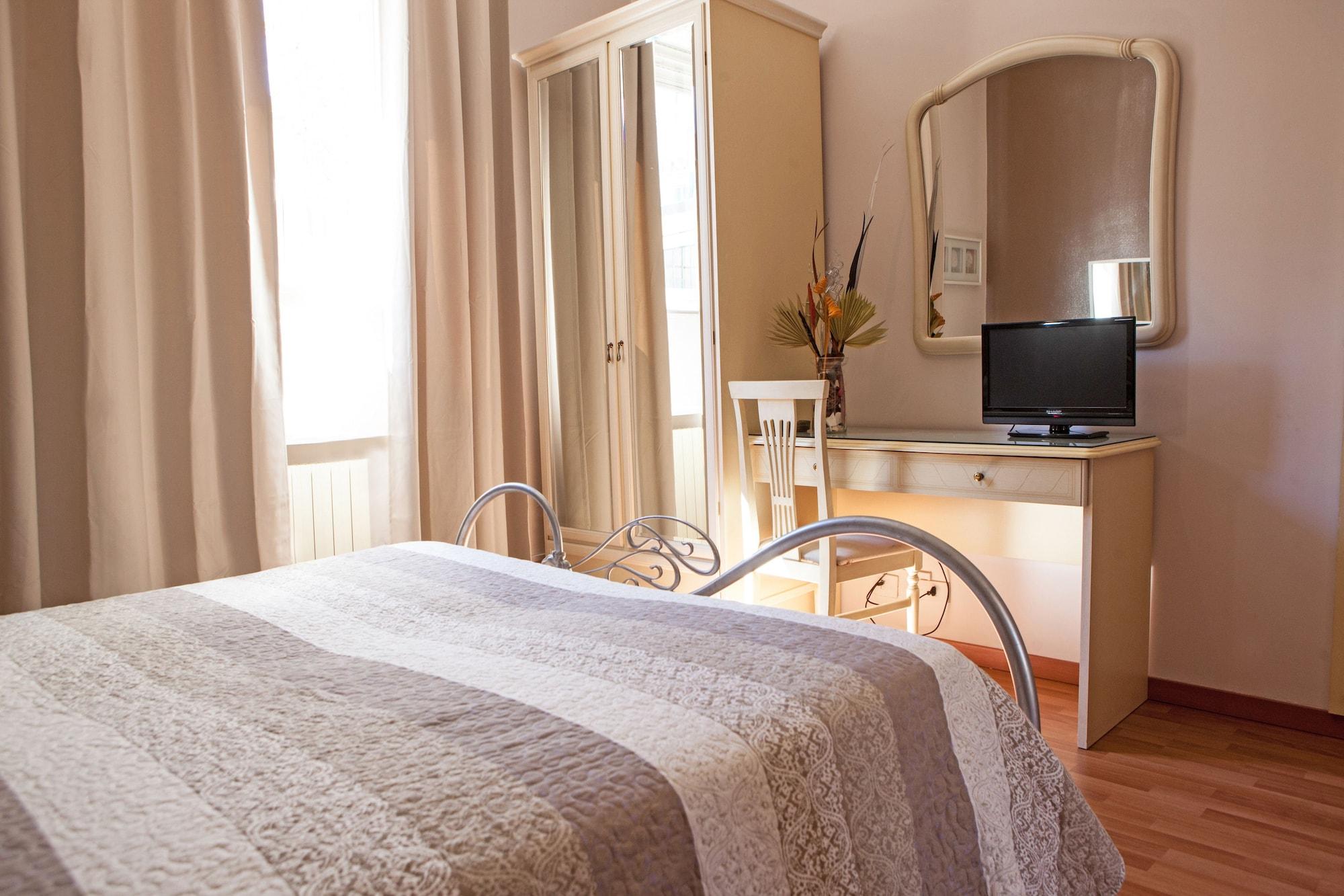 Hotel Adriano Торино Екстериор снимка