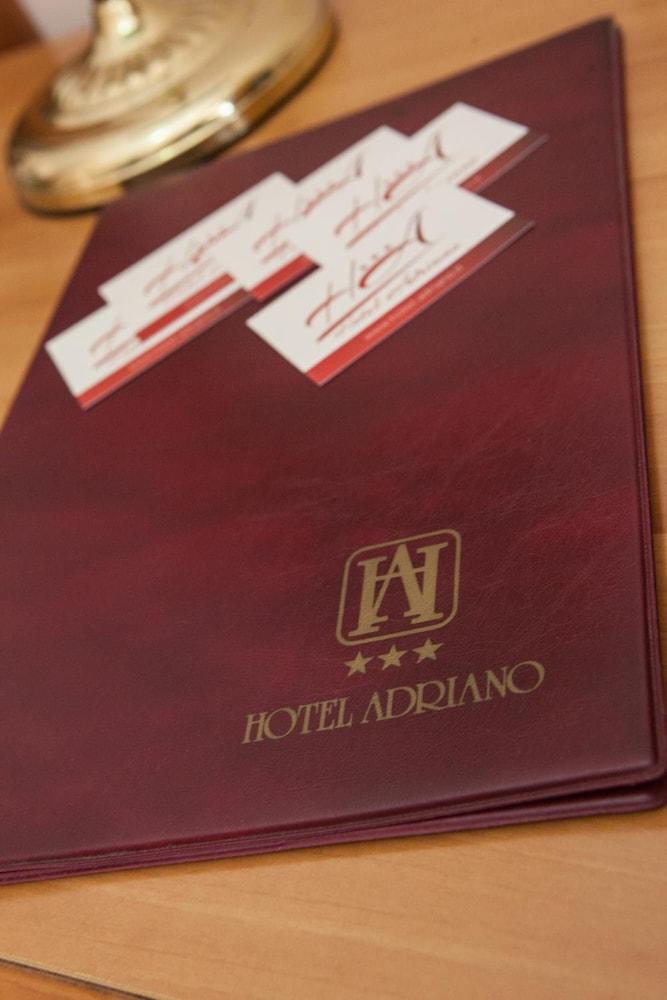 Hotel Adriano Торино Екстериор снимка